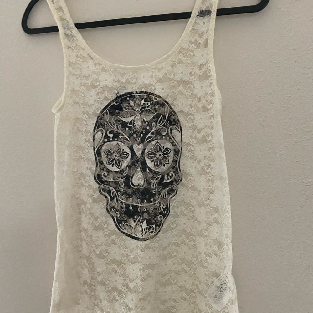 H&M lace skull tank top